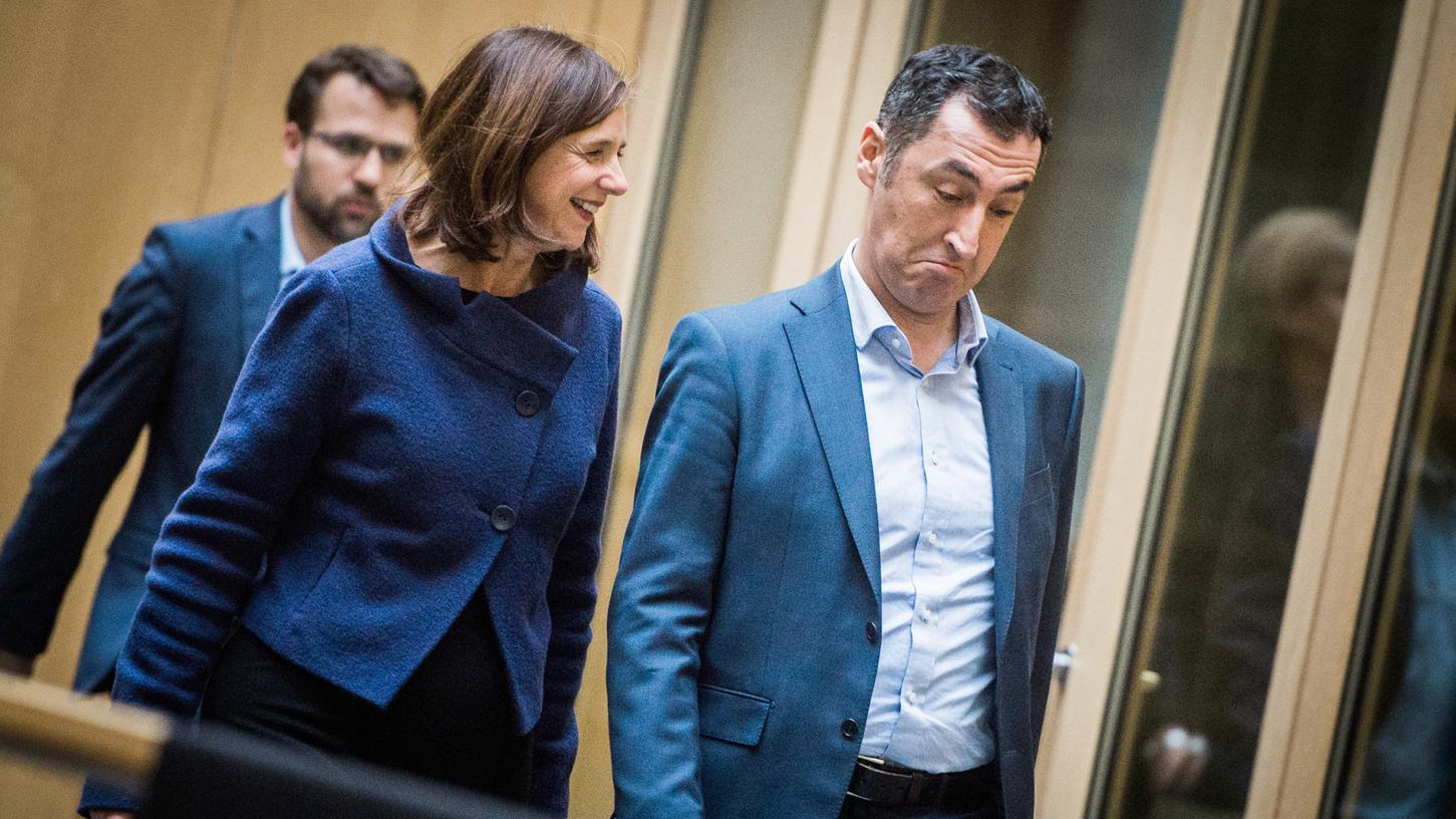 Katrin Göring-Eckardt und Cem Özdemir führen die Grünen in den Sonderierungsverhandlungen an.