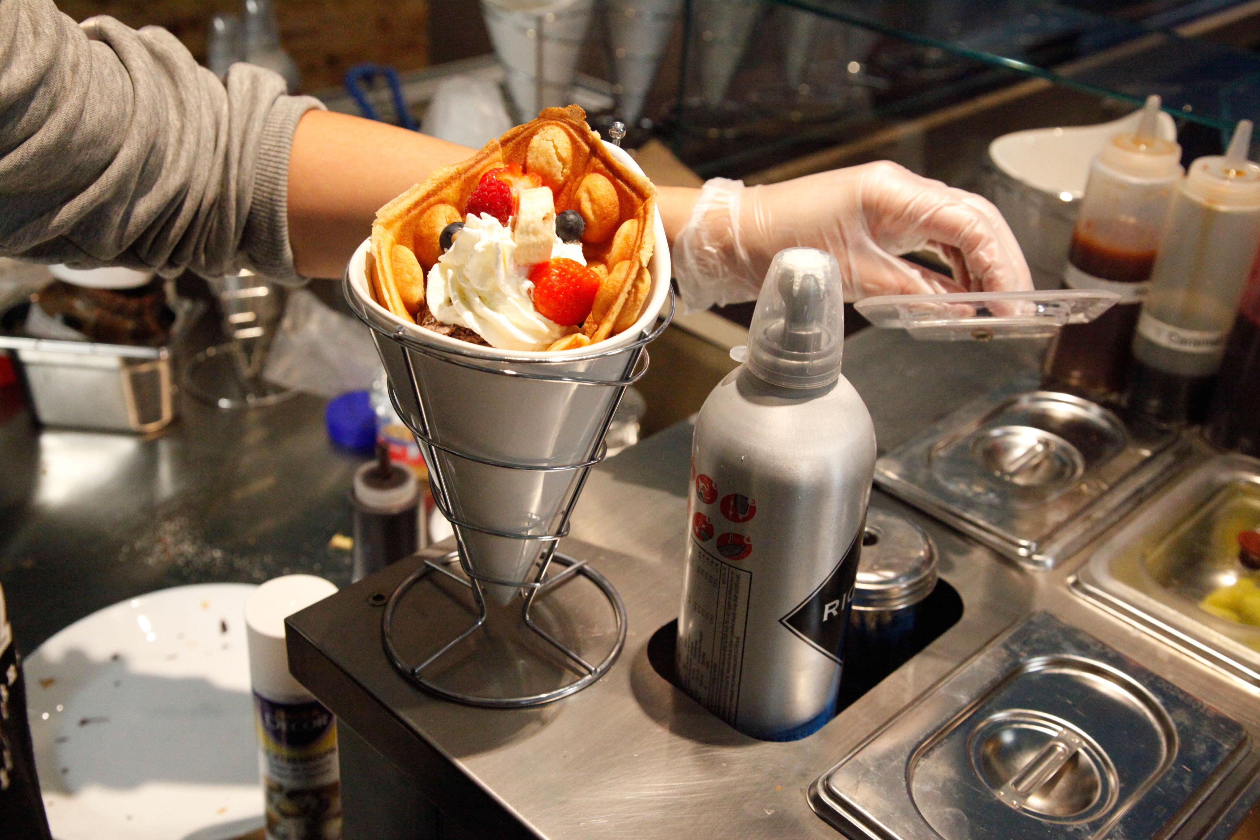 Naschkatzen Vor In Erlangen Gibt S Bubble Waffles Erlangen Nordbayern De