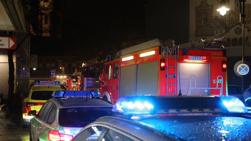 Ein Schwerverletzter bei Brand in Hofer Wohnung