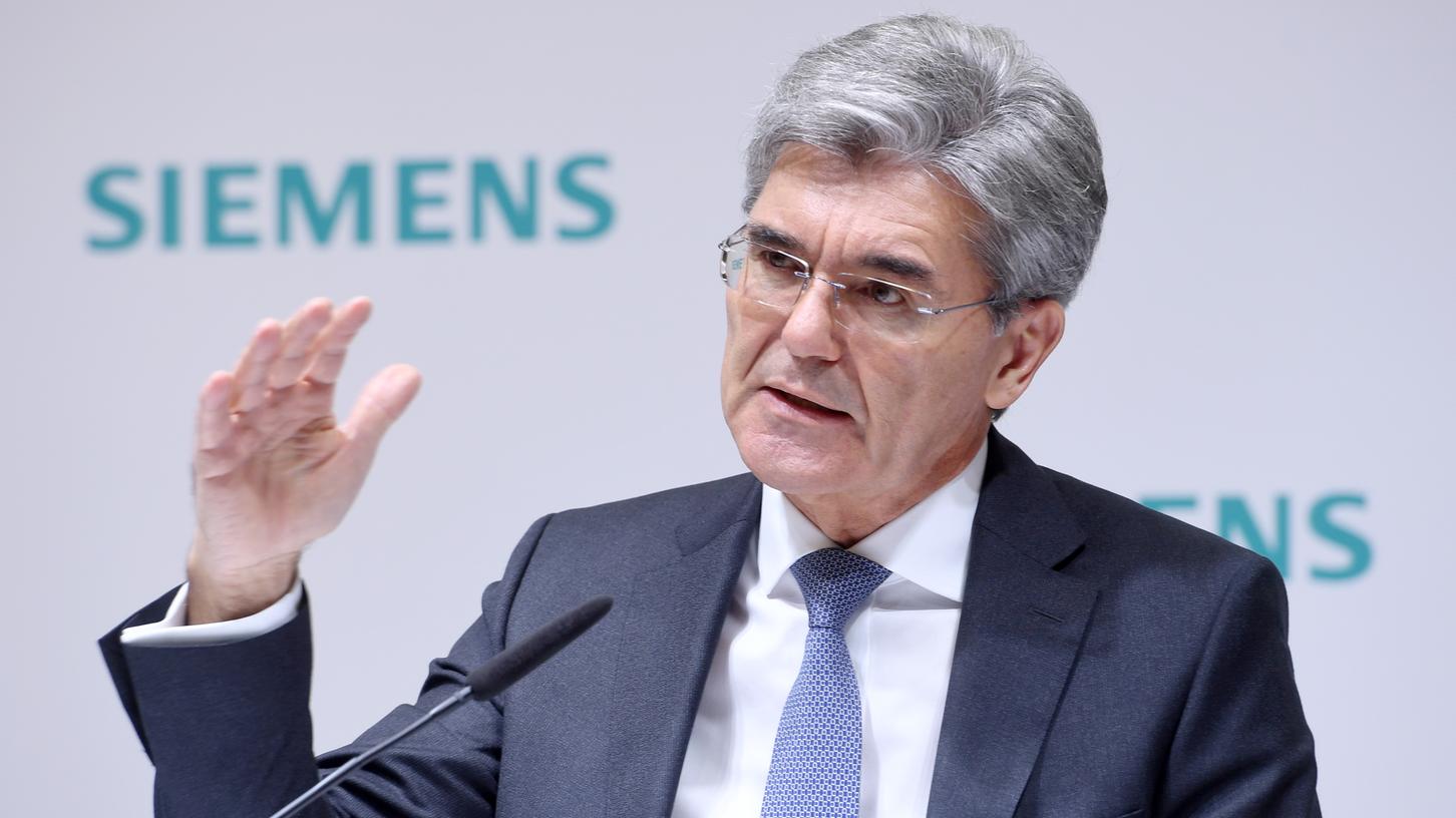 Siemens-Vorstandsvorsitzender Joe Kaeser stimmt die Konzernmitarbeiter auf "schmerzhafte Einschnitte" ein.