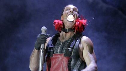 Rammstein: Musik und Show im Widerspruch Rammstein: Musik und Show im Widerspruch