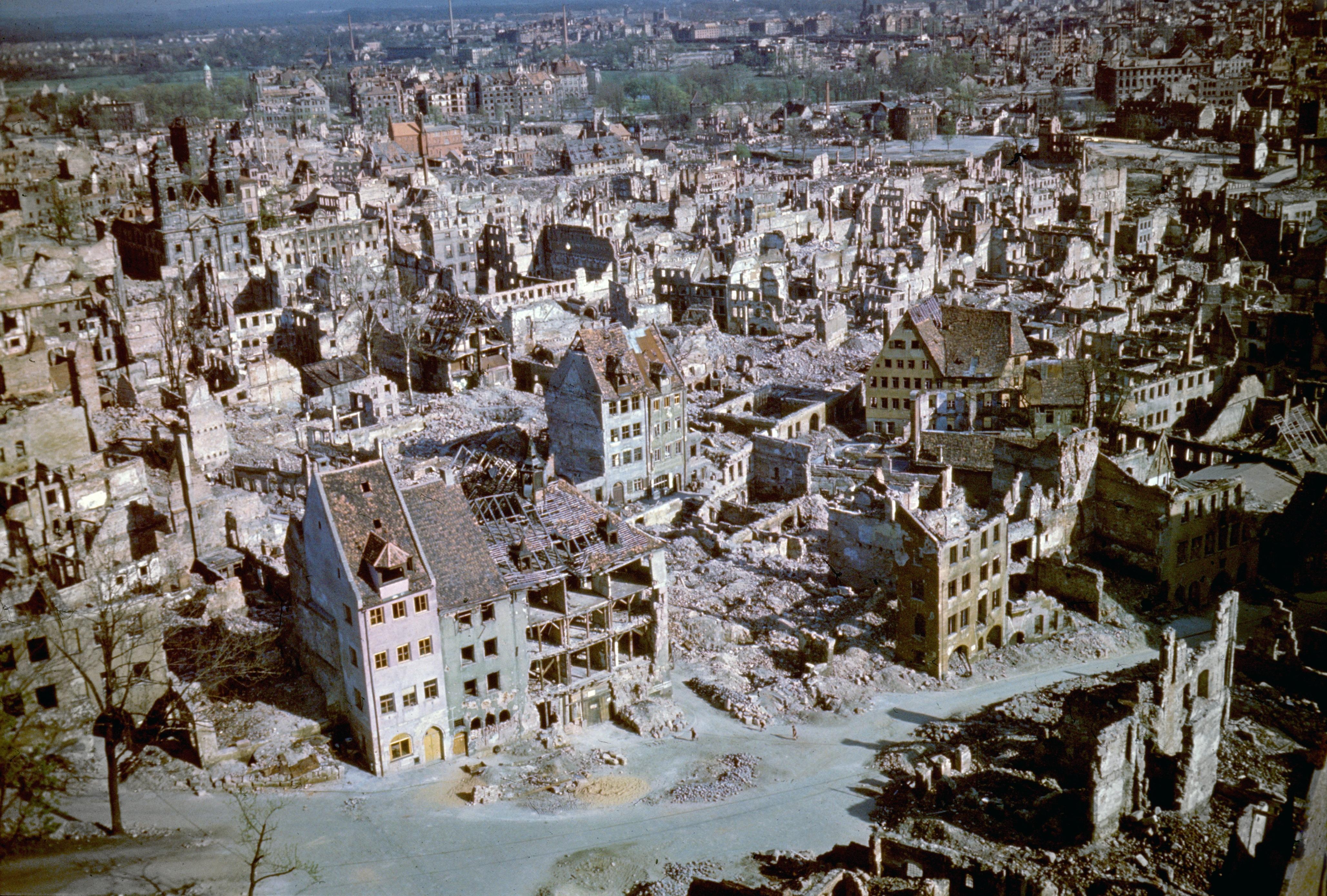 Nürnberg in Farbe02