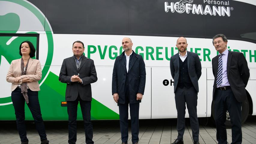 Mit Beinfreiheit aus der Krise: Das ist der neue Kleeblatt-Bus! 