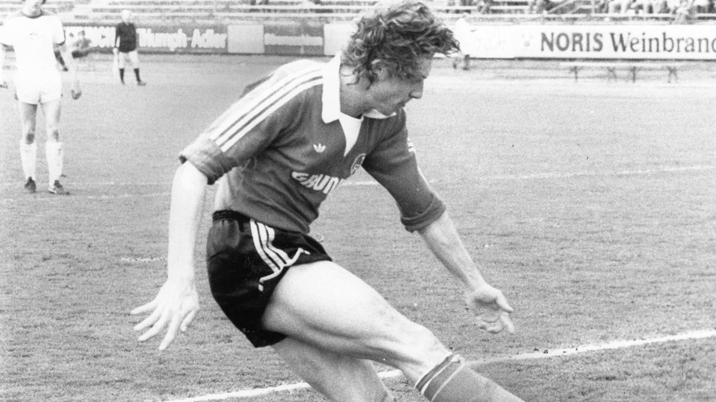 Ein Kiel-Schreck im Club-Trikot: Detlev Szymanek gab 1979 in Nürnberg den Norddeutschen gleich dreimal das Nachsehen. Ein Kiel-Schreck im Club-Trikot: Detlev Szymanek gab 1979 in Nürnberg den Norddeutschen gleich dreimal das Nachsehen.