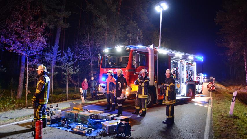 Mercedes prallt bei Kalchreuth gegen Baum: Mann mittelschwer verletzt