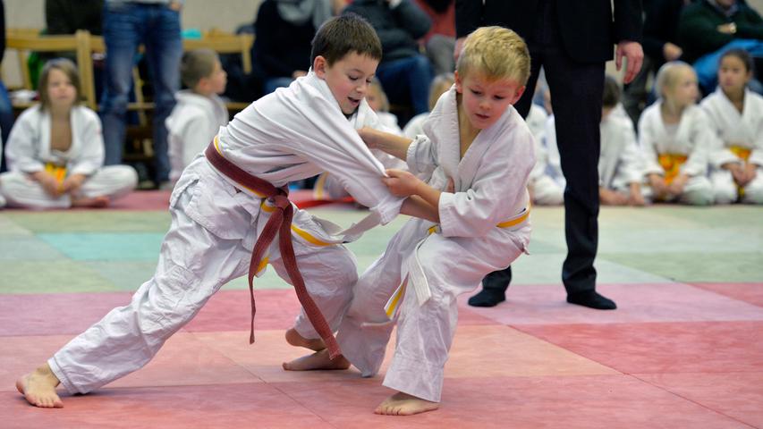Kleine Kämpfer: Judo-Meisterschaft in Erlangen