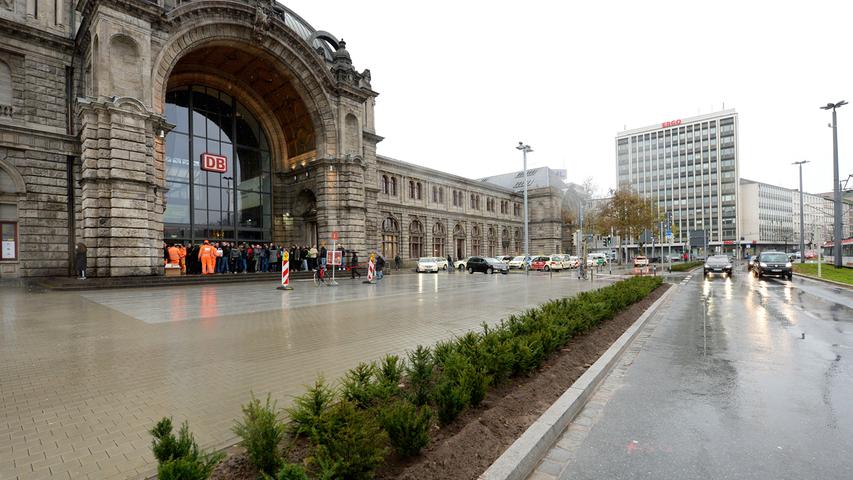 Endlich ist die Baustelle weg: Nürnberger Bahnhofsplatz wieder frei