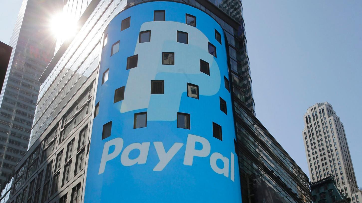 Der Bundesgerichtshof hat sich erstmals mit dem Käuferschutz beim Online-Bezahldienst Paypal befasst und ein Machtwort zugunsten der Händler gesprochen.