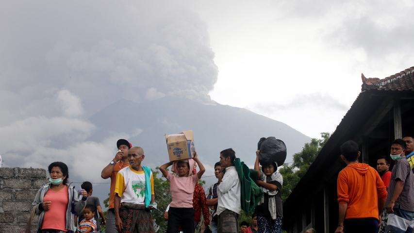 Mount Agung spuckt wieder Asche: Höchste Alarmstufe auf Bali