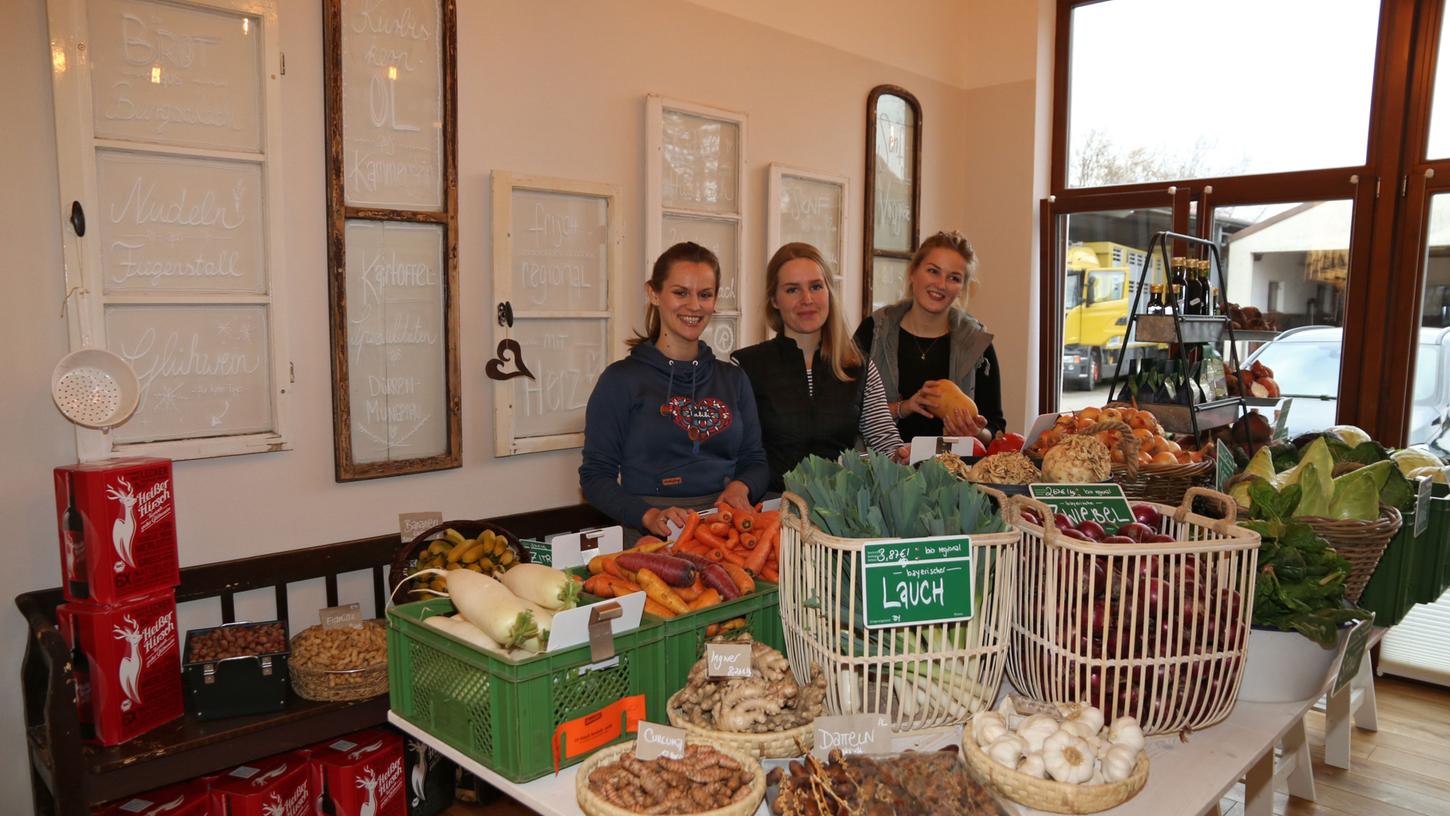Sandra Schuster und ihr Team bieten in der Kleinen Markthalle in Heideck ausschließlich regionale Produkte an.