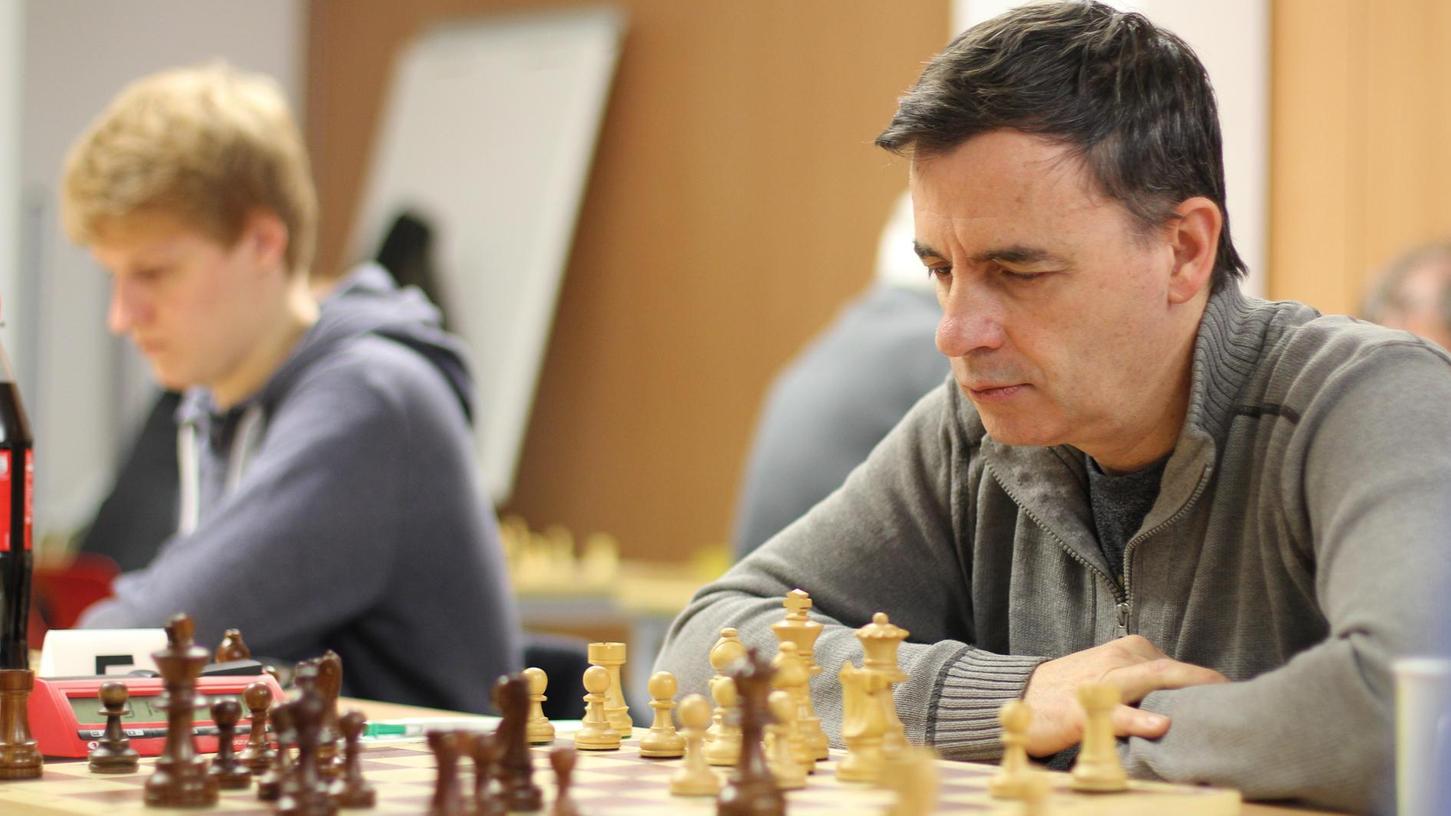 Schachclub Höchstadt holt wichtige Punkte auswärts