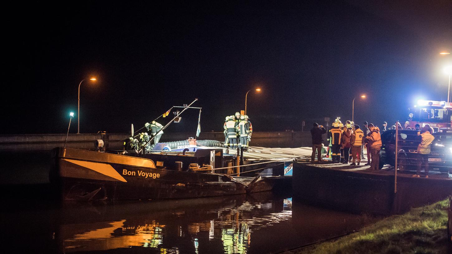 Main-Donau-Kanal: 86 Meter langes Güterschiff in Flammen