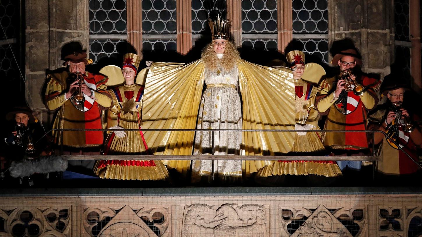 Der Nürnberger Christkindlesmarkt 2017 ist eröffnet! Der Nürnberger Christkindlesmarkt 2017 ist eröffnet!