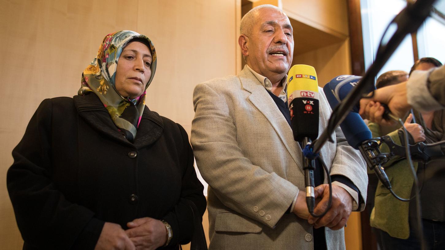 Die Eltern von Halit Yozgat, der 2006 in Kassel ermordet wurde, kritisierten das Gericht scharf.