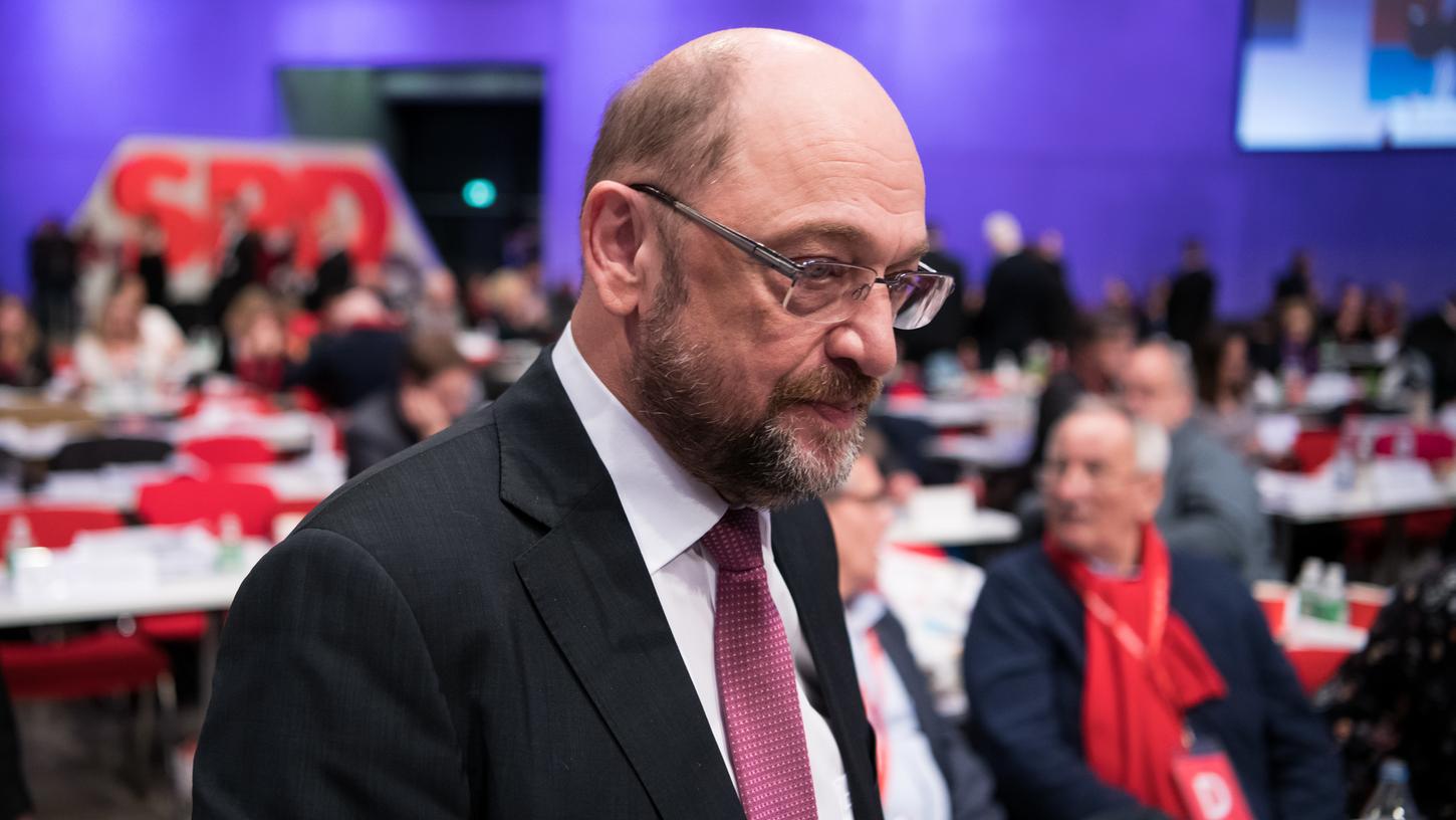 Martin Schulz ist Vorsitzender einer Partei, in der sich mehr und mehr Widerstand gegen eine mögliche Große Koalition richtet.