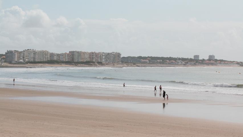 La grande Plage  heißt der kilometerlange Strand der Hafenstadt Les Sables d'Olonne.