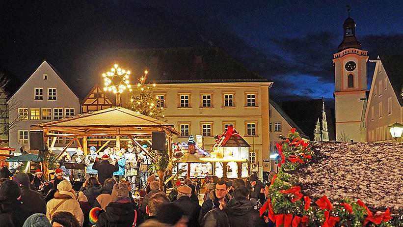 Der Weißenburger Weihnachtsmarkt ist eröffnet