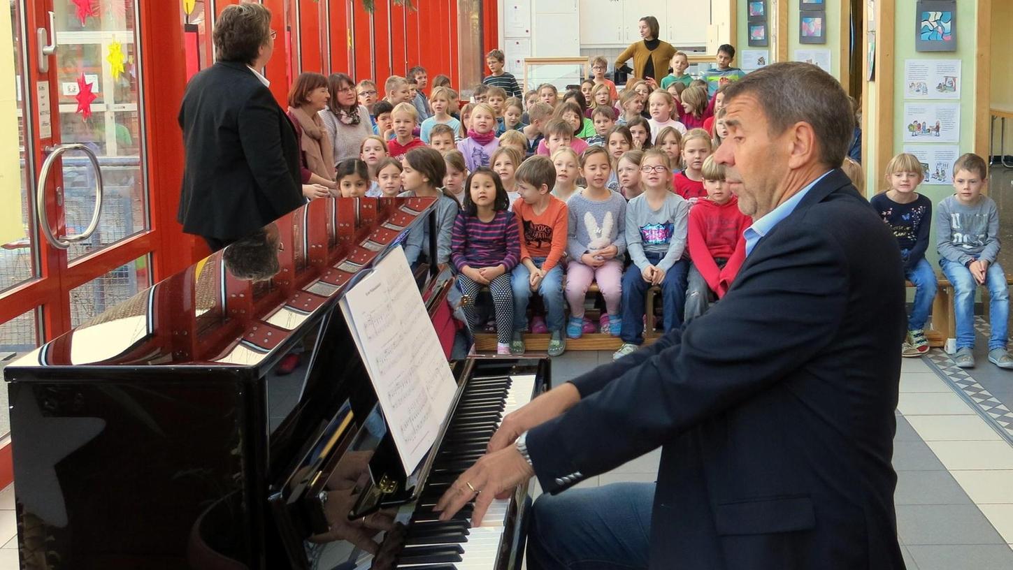 Ein Klavier für die Grundschule Effeltrich