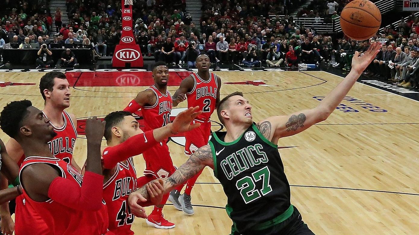 Musste sich mit den Boston Celtics den Chicago Bulls geschlagen geben: Der frühere Bamberger Daniel Theis