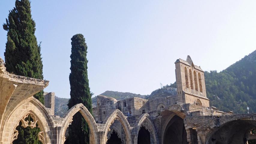 Unweit von Girne liegt das Kloster Bellapais.