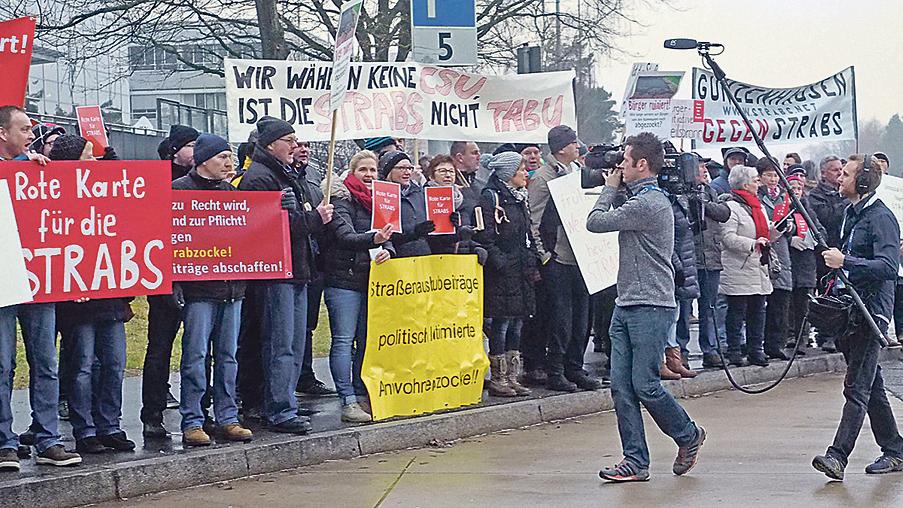 Weißenburger SABS-Gegner beim CSU-Parteitag Weißenburger SABS-Gegner beim CSU-Parteitag