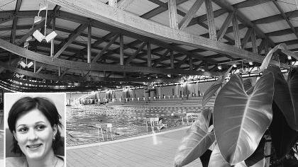 Noch vor den Olympischen Spielen 2004 soll die Schwimmhalle des Erlanger Röthelheimbads in Hannah-Stockbauer-Halle umbenannt werden. Schon jetzt grübelt die Politik, wie sie die 21-Jährige im Fall einer Goldmedaille in Athen ehrt.
