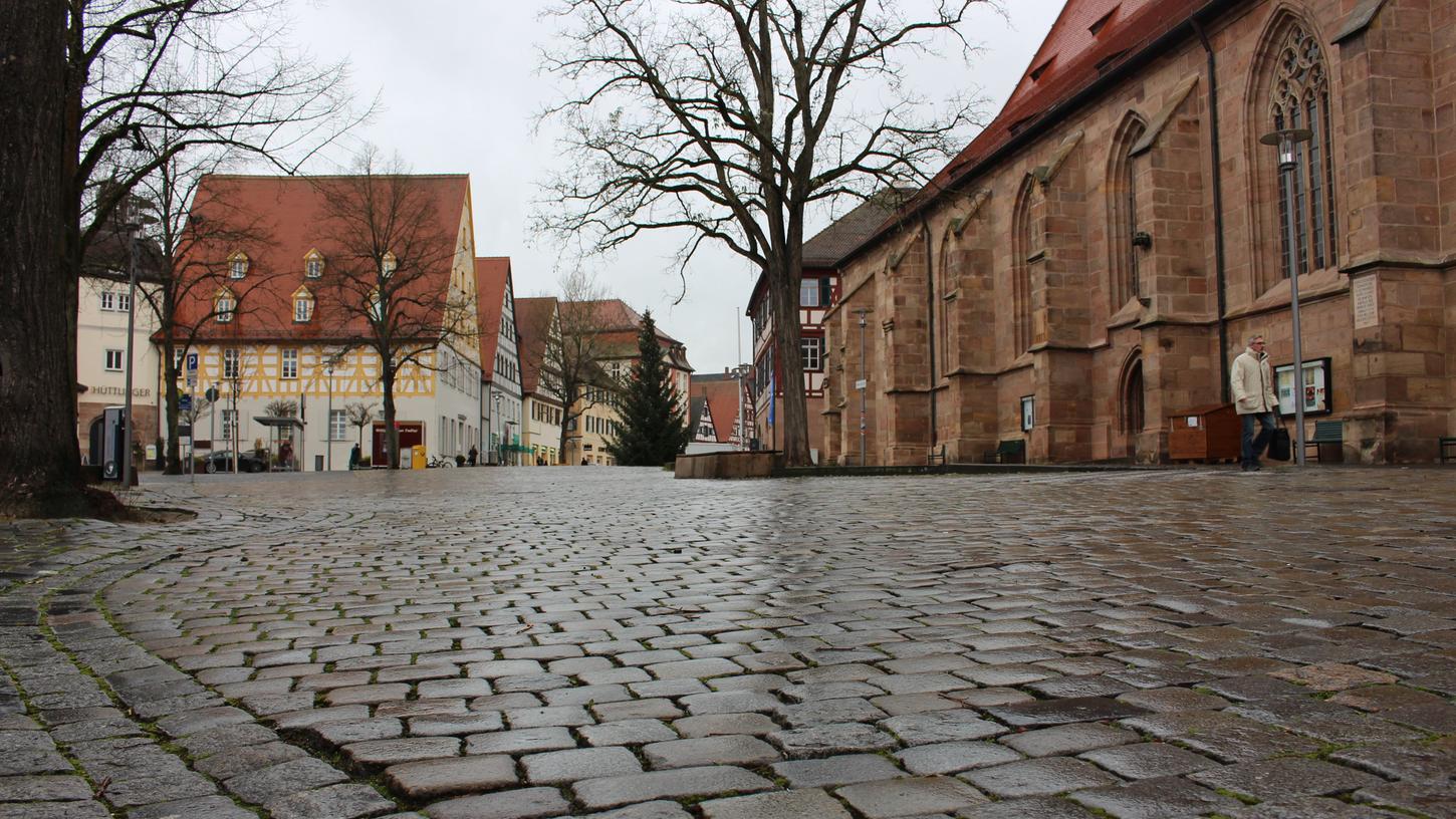 Dem Kopfsteinpflaster wird zu Leibe gerückt, außerdem soll es Wasserspiele für die Kinder geben. Dem Kopfsteinpflaster wird zu Leibe gerückt, außerdem soll es Wasserspiele für die Kinder geben.