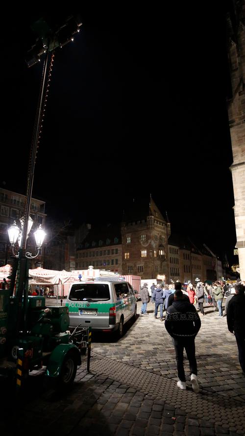 Weg mit dem Silvester-Müll: Sör räumt Nürnbergs Straßen auf