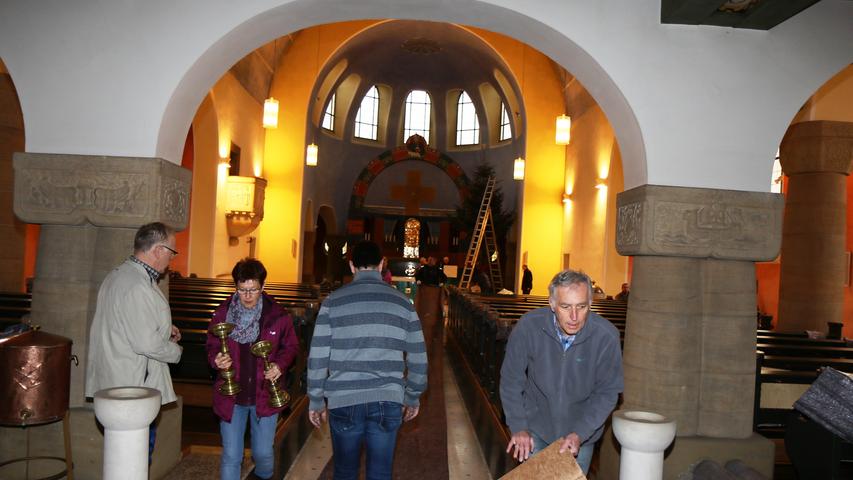 Adelsdorf: St. Stephanus wird leergeräumt