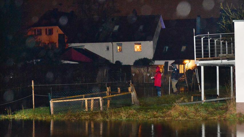 Hochwasser in Uttenreuth: Überall floss braune Brühe 