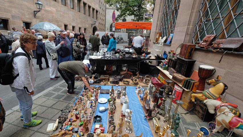 Gleich zweimal lädt der größte Flohmarkt Deutschlands zum Stöbern in der Nürnberger Altstadt ein: Am 11. und 12. Mai und dann nochmal am 7. und 8. September 2018.
