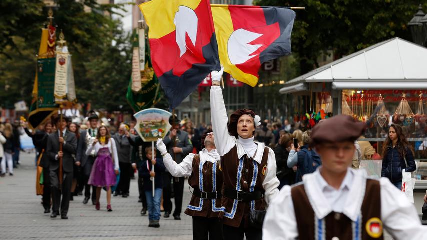 Vom 12. bis 24. September lädt das Altstadtfest wieder zum Verweilen und Schlemmen in der Nürnberger Innenstadt ein.