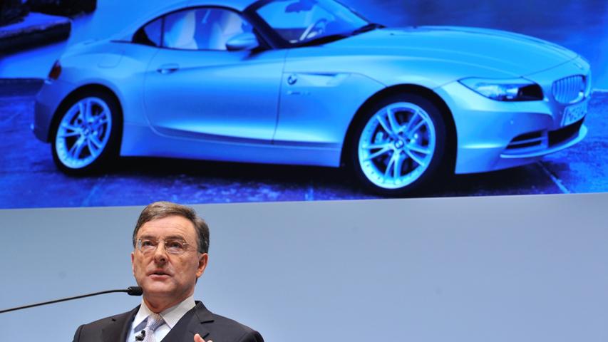 BMW-Chef Norbert Reithofer zieht der Absatz des bayerischen Autobauers wieder an - vor allem aufgrund der Nachfrage auf den internationalen Märkten.