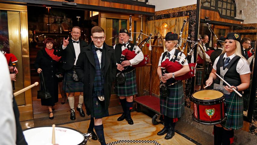 Bei Haggis und Whisky: Schotten feiern 