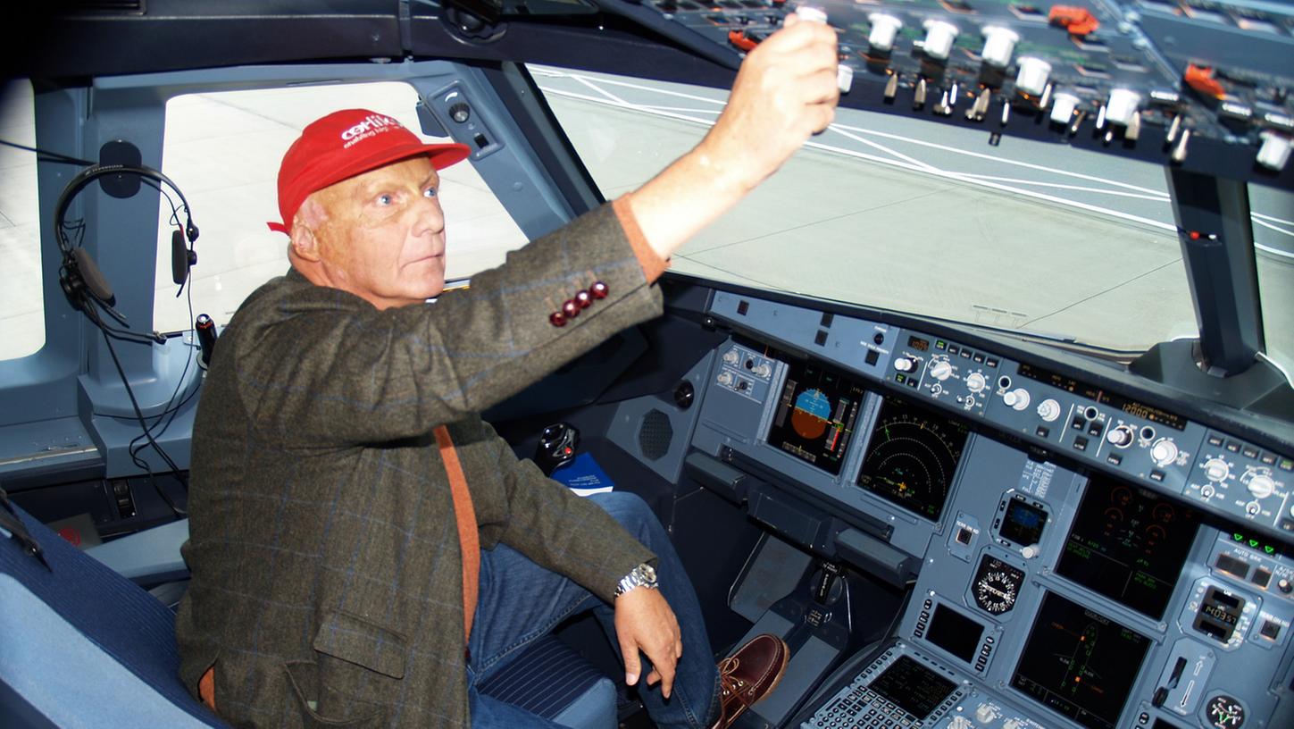 Der ehemalige Formel-1-Weltmeister Niki Lauda will erneut für die von ihm gegründete  Fluggesellschaft Niki bieten.