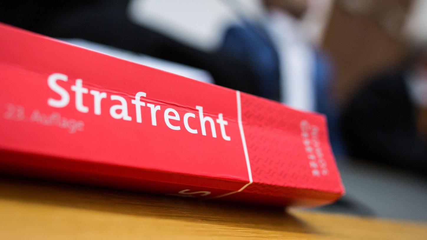 Viele Deutsche fordern schärferes Sexualstrafrecht