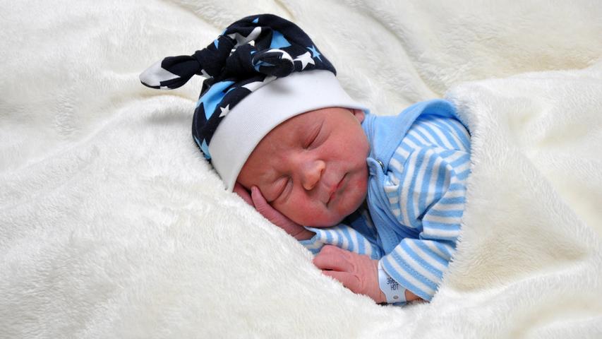Willkommen auf der Welt, Neo! Der Kleine wurde am 11. Januar im Südklinikum geboren. Bei seiner Geburt wog er 3450 Gramm und war 51 Zentimeter groß.
