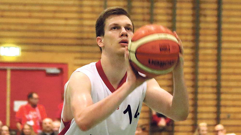Steuerte 14 Punkte für den VfL bei: Florian Beierlein. Steuerte 14 Punkte für den VfL bei: Florian Beierlein.