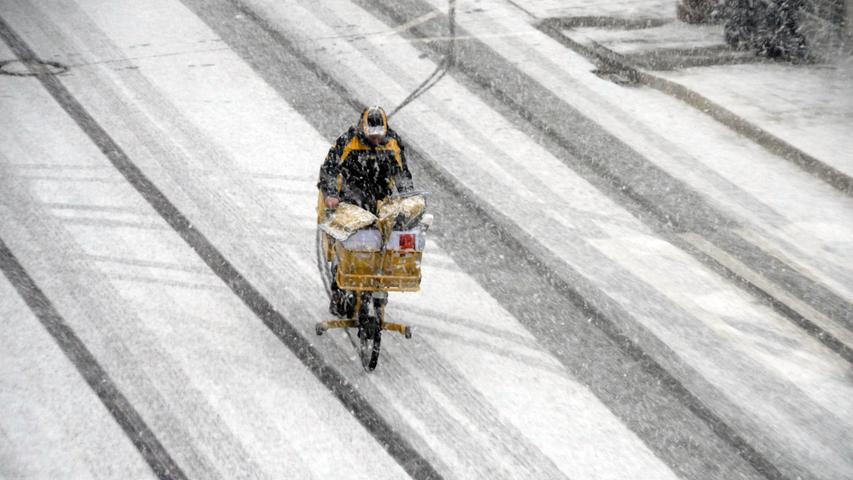 Winter feiert sein Comeback: Schneegestöber im Frankenland