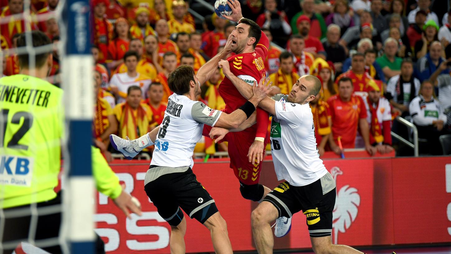 Bei der Europameisterschaft in Kroatien hat die deutsche Handball-Nationalmannschaft den Gruppensieg in letzter Sekunde knapp verpasst.