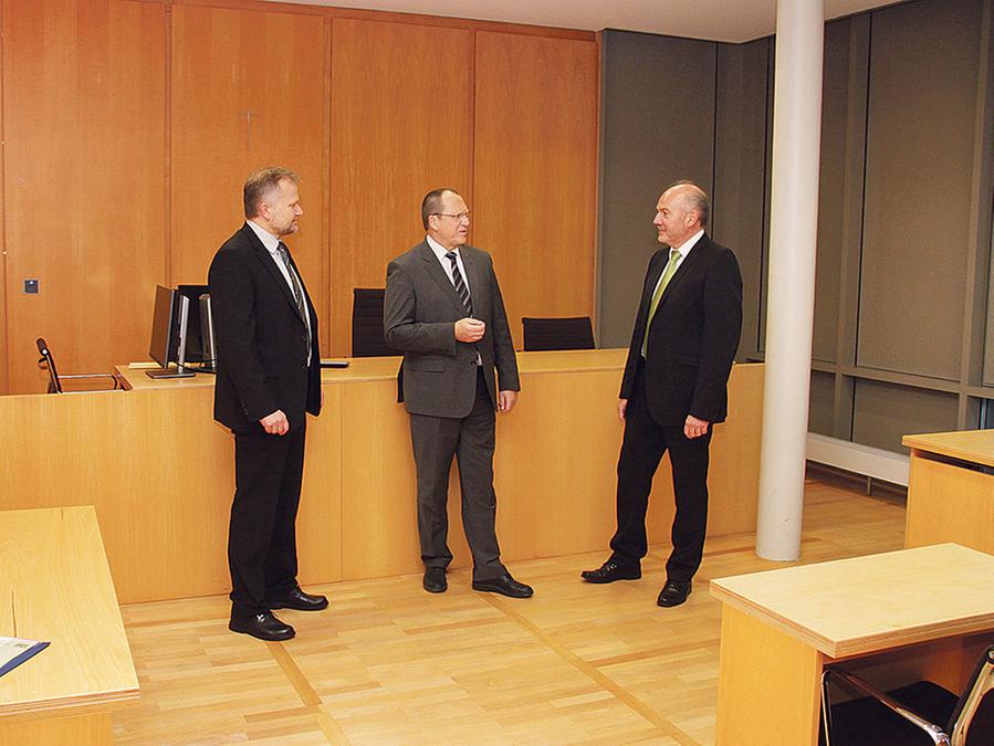 Die Justiz Bemuht Sich Um Nachwuchs Weissenburg Nordbayern De