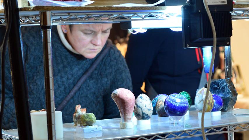 Ketten, Steine und Kristalle: Die Mineralienbörse in Erlangen