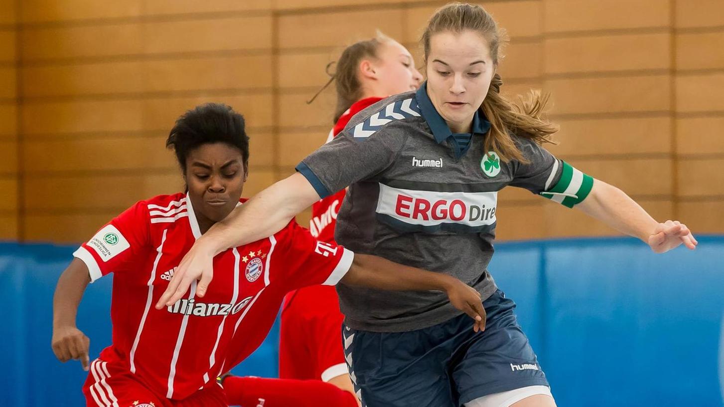 Frauenfußball: U15 der SpVgg ist in der Halle weiter