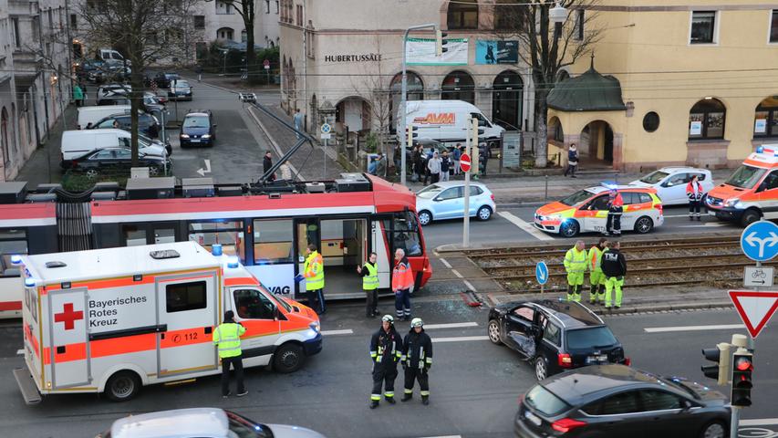 Straßenbahn-Unfall in der Nürnberger Dianastraße