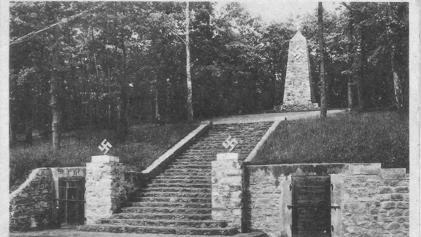 Traurige Berühmtheit: In Gunzenhausen wird am 30. April 1933 das erste Hitler-Denkmal Deutschlands eingeweiht.