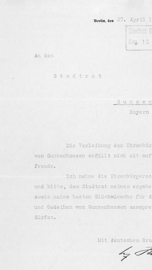 Dieses Dankschreiben Adolf Hitlers ist im Stadtarchiv erhalten.
