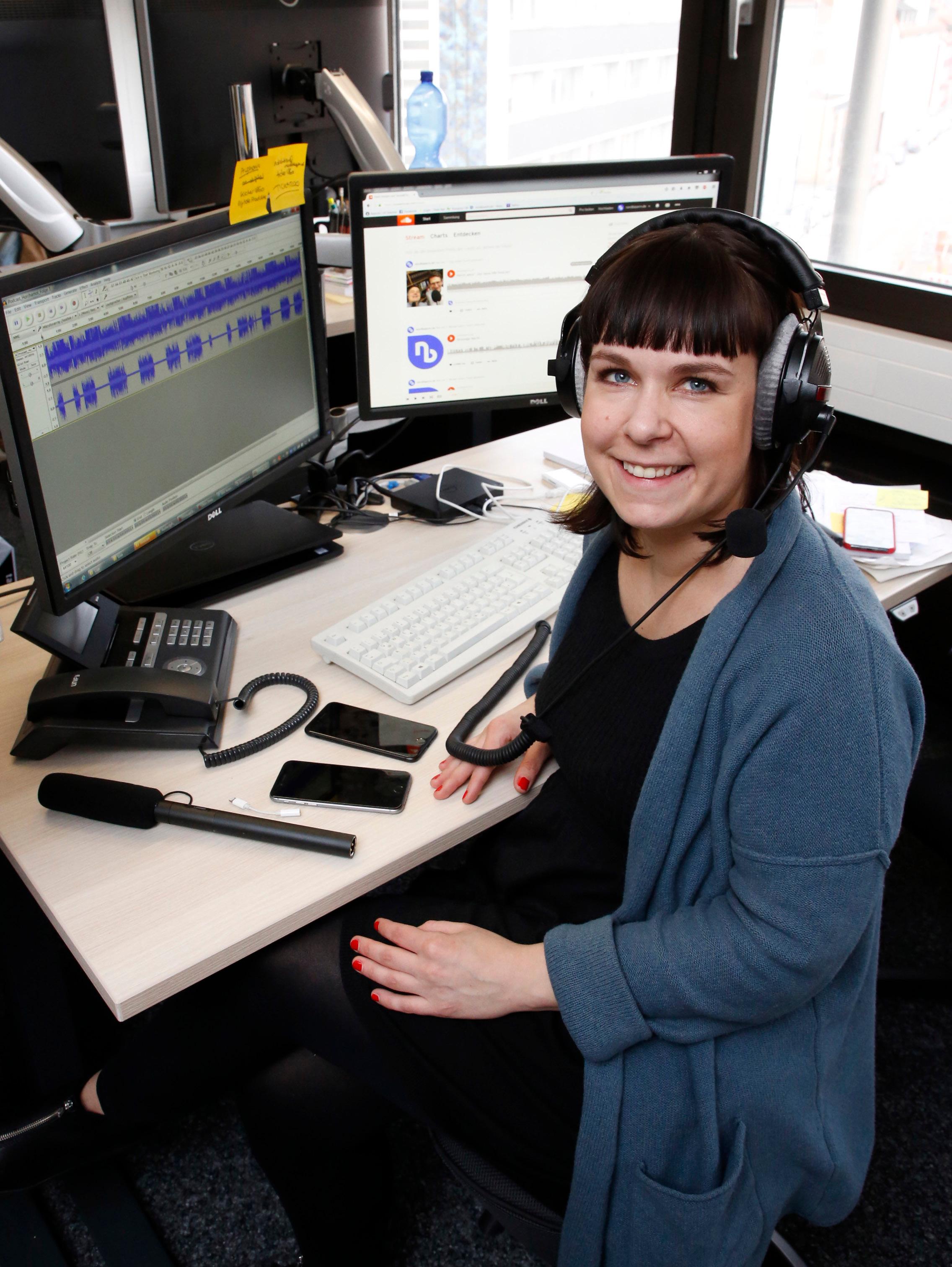 Die Produktfamilie des Verlags wächst und wird immer digitaler: Lisa Susu Hahn und ihre Teamkollegen entwickeln innovative journalistische Konzepte. Denn Geschichten lassen sich auf unterschiedliche Arten erzählen und jede hat andere Herausforderungen. Doch eines ist klar: Die journalistische Qualität steht immer im Mittelpunkt.