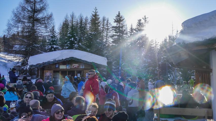 Auf der Lärchenalm im Skigebiet Nauders sorgen Musikanten für die richtige Stimmung.