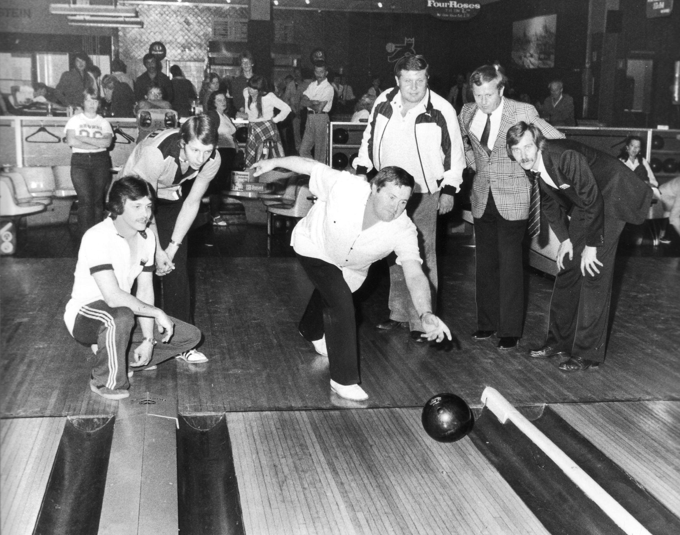 Mit der Zeit änderten sich auch die Moden. Hier ein Foto von einem Jedermann-Turnier aus den 80er Jahren.