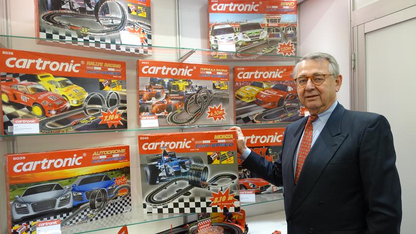 Einst war Kurt Hesse Eigentümer von Carrera. Heute bietet er mit der Rennbahn Cartronic eine billigere Alternative. Dabei setzt er auf den Vertrieb bei Discountern.